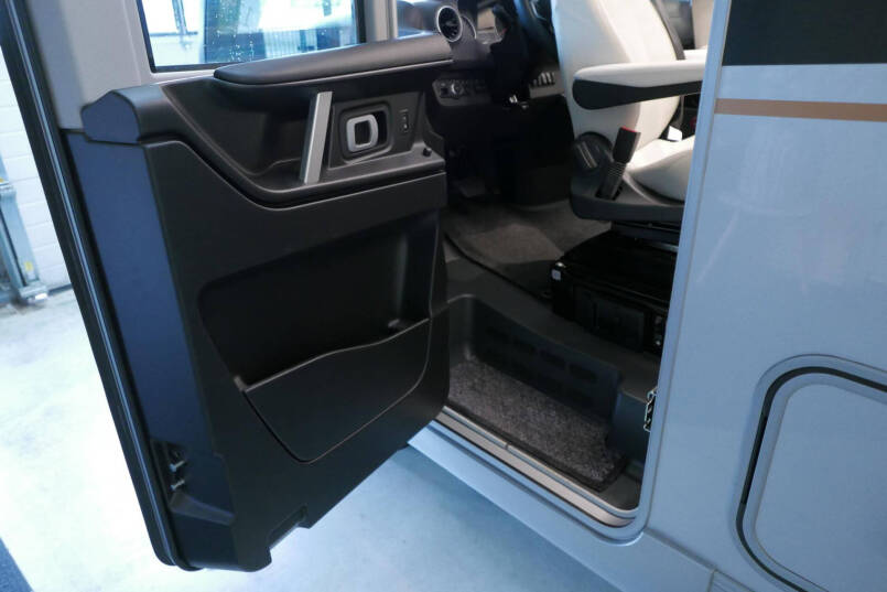 Adria Supersonic 780 SL | Levelsysteem | Lithium | Enkele bedden | Airco 20