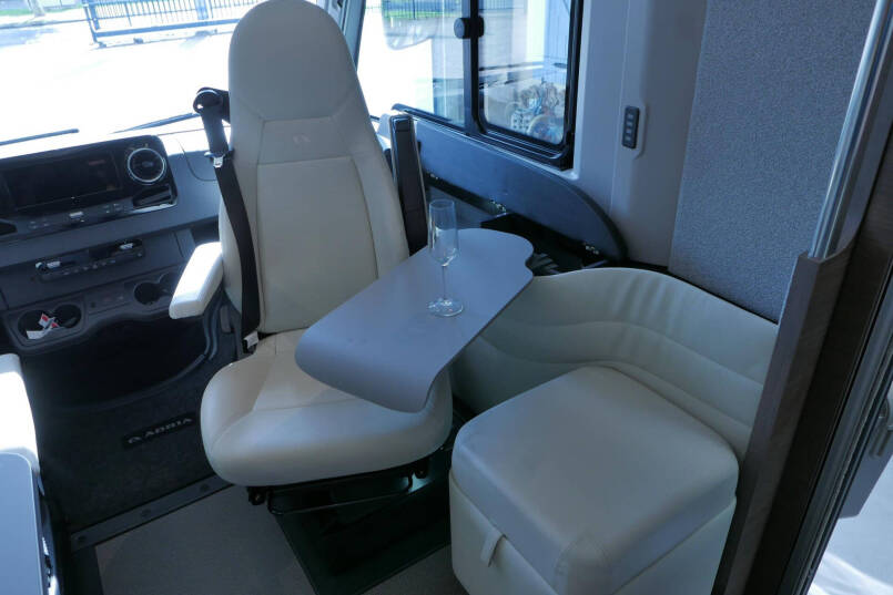 Adria Supersonic 780 SL | Levelsysteem | Lithium | Enkele bedden | Airco 33