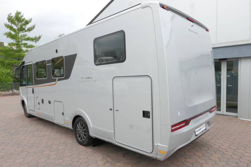 Adria Supersonic 780 SL | Levelsysteem | Lithium | Enkele bedden | Airco 5