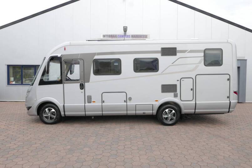 Hymer B-SL 674 SupremeLine | Bovenkastjes | 180 pk 9G Automaat | Levelsysteem 2