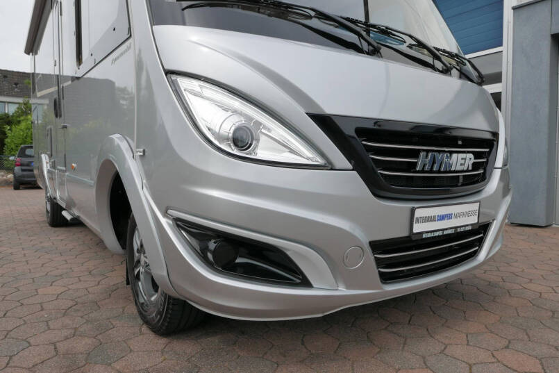 Hymer B-SL 674 SupremeLine | Bovenkastjes | 180 pk 9G Automaat | Levelsysteem 7