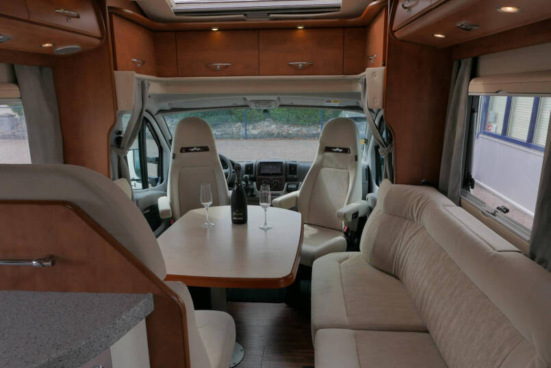Carthago Chic C-line T plus 4.7 | 5 persoons | 3.0 | AL-KO Maxi | 21