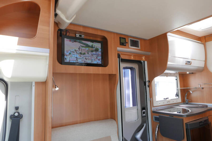 Laika Ecovip 309 | Enkele bedden | 6.99m | Zonnepaneel | Schotel 29