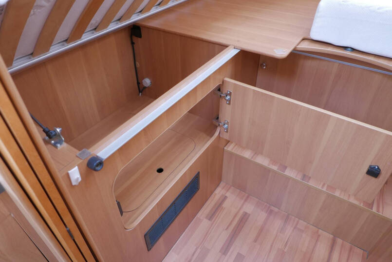 Laika Ecovip 309 | Enkele bedden | 6.99m | Zonnepaneel | Schotel 40