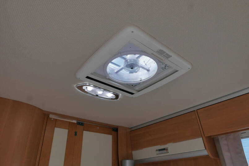 Laika Ecovip 309 | Enkele bedden | 6.99m | Zonnepaneel | Schotel 45