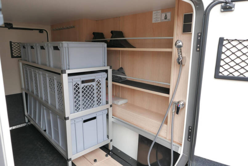 Hymer BMC-T 580 | 4430 Chassis | Levelsysteem | Oven | Enkele bedden 13