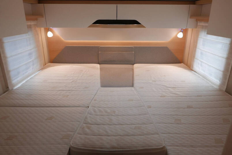 Hymer BMC-T 580 | 4430 Chassis | Levelsysteem | Oven | Enkele bedden 40