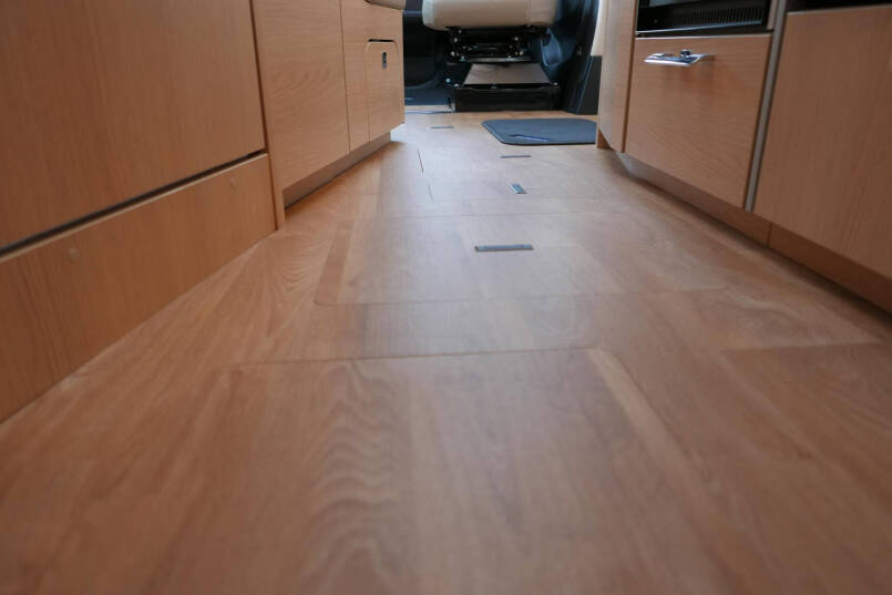 Hymer BMC-T 580 | 4430 Chassis | Levelsysteem | Oven | Enkele bedden 51