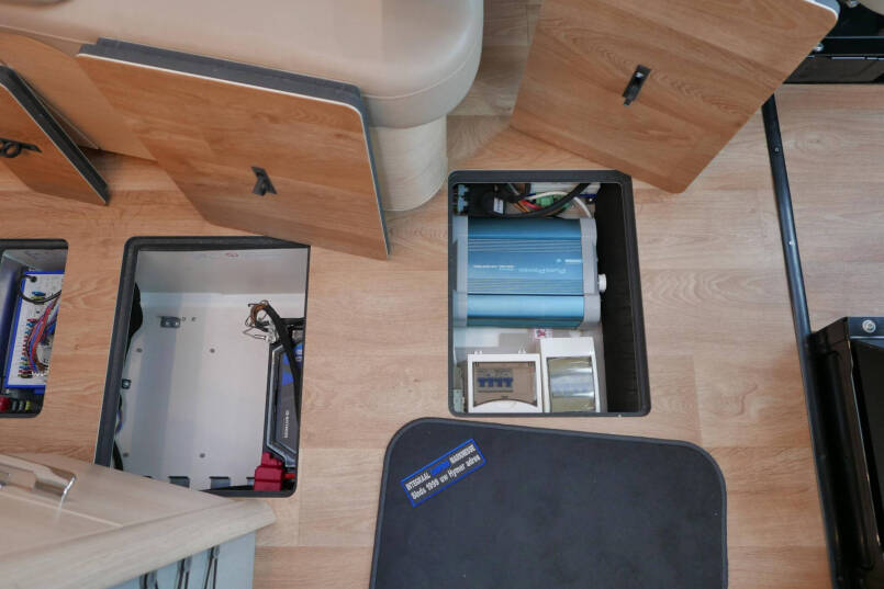 Hymer BMC-T 580 | 4430 Chassis | Levelsysteem | Oven | Enkele bedden 53