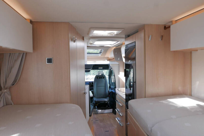 Hymer BMC-T 580 | 4430 chassis | Enkele bedden | Lithium | 36