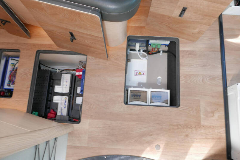 Hymer BMC-T 580 | 4430 chassis | Enkele bedden | Lithium | 42