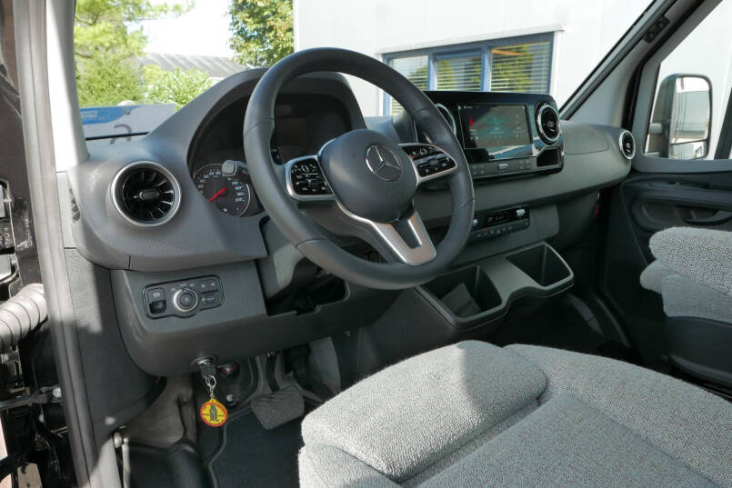 Hymer BMC-T 690 | Mercedes | 280 Ah Lithium | Queensbed | 20