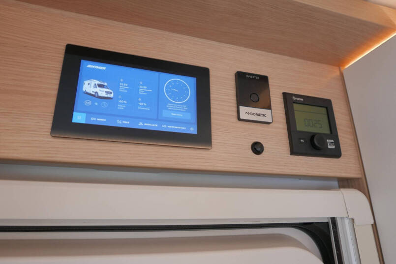 Hymer BMC-T 690 | Mercedes | 280 Ah Lithium | Queensbed | 30