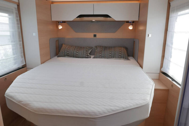 Hymer BMC-T 690 | Mercedes | 280 Ah Lithium | Queensbed | 36
