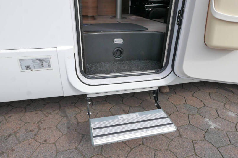 Hymer BMC-I 580 | Mercedes-Benz | 9G automaat | Enkele bedden | Levelsysteem | 17