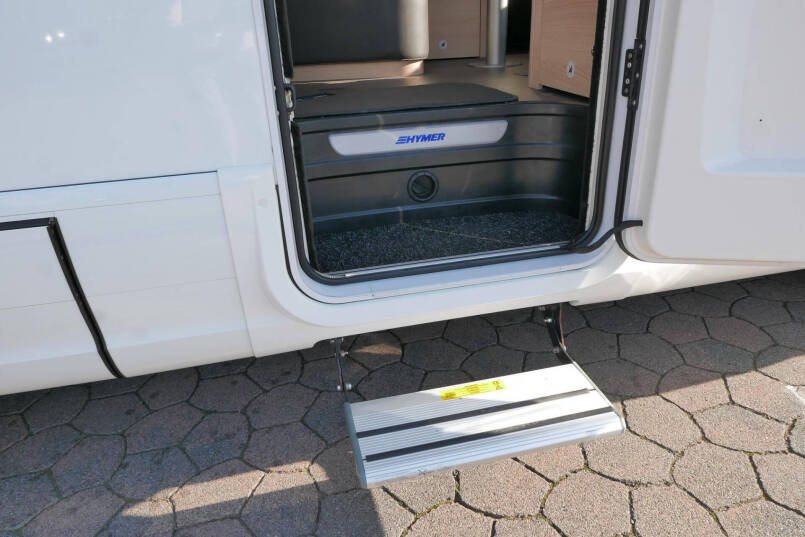 Hymer B-SL 674 SupremeLine | 180 pk Automaat | Levelsysteem | Lithium | 19