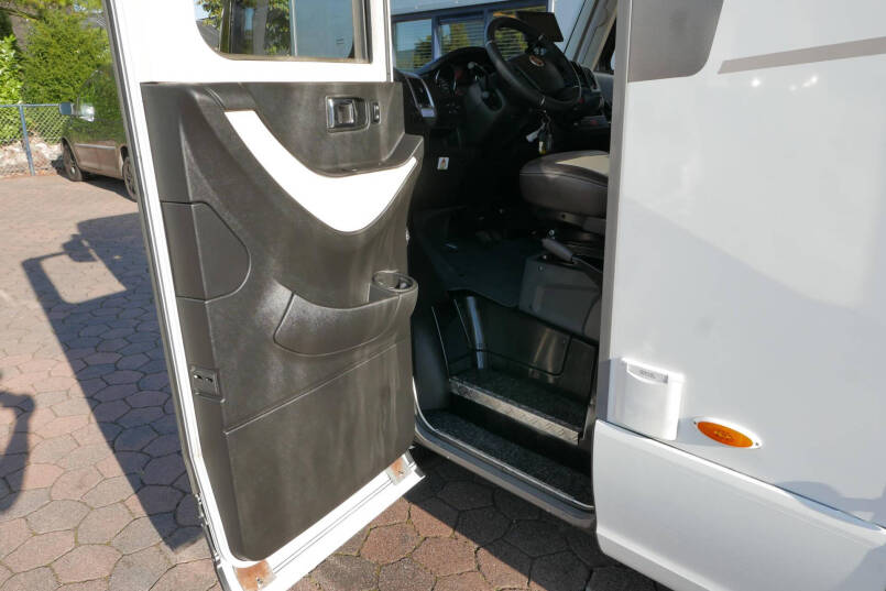 Hymer B-SL 674 SupremeLine | 180 pk Automaat | Levelsysteem | Lithium | 20