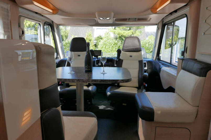 Hymer B-SL 674 SupremeLine | 180 pk Automaat | Levelsysteem | Lithium | 26