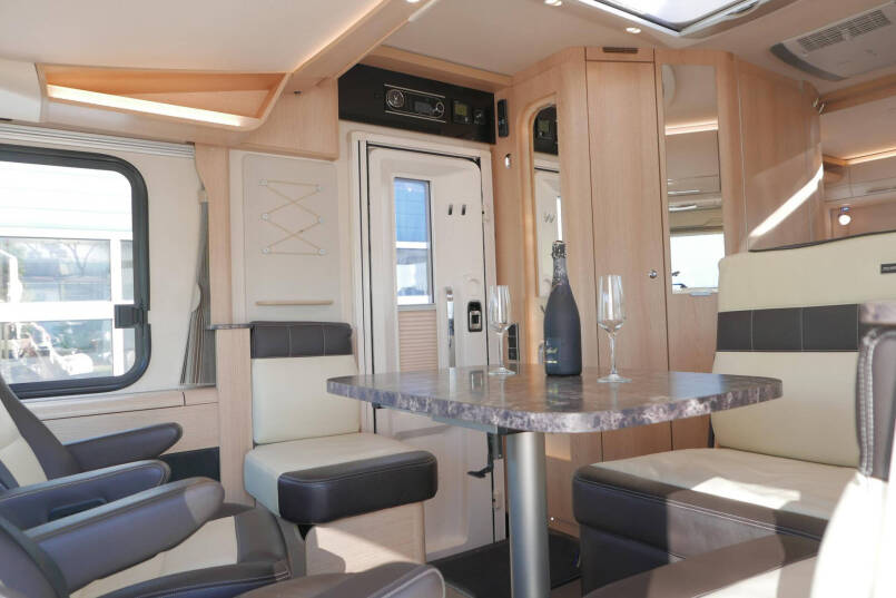 Hymer B-SL 674 SupremeLine | 180 pk Automaat | Levelsysteem | Lithium | 29