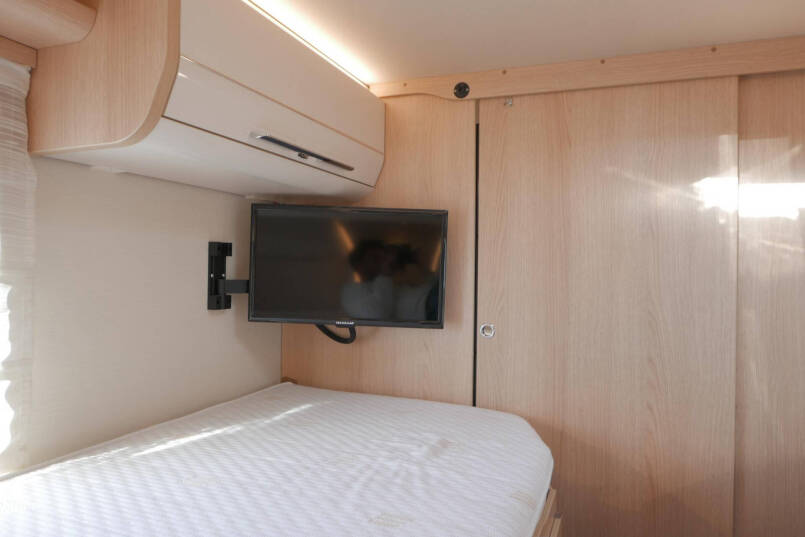 Hymer B-SL 674 SupremeLine | 180 pk Automaat | Levelsysteem | Lithium | 46