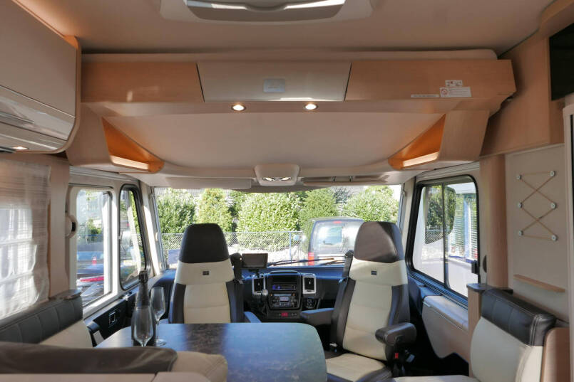 Hymer B-SL 674 SupremeLine | 180 pk Automaat | Levelsysteem | Lithium | 53