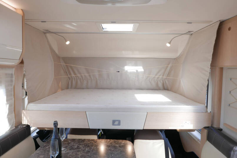 Hymer B-SL 674 SupremeLine | 180 pk Automaat | Levelsysteem | Lithium | 54