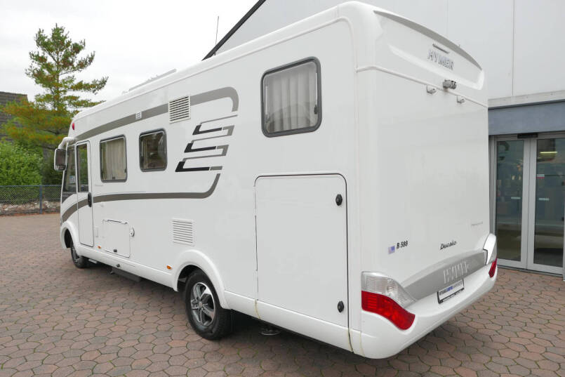 Hymer B 588 PL | 180 pk Automaat | Levelsysteem | Enkele bedden | AL-KO maxi 5