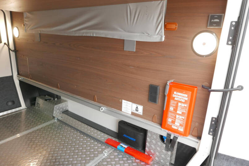 Hymer BML-I 790 MasterLine | Levelsysteem | Queensbed | Omvormer | Airco 13