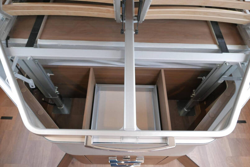 Hymer BML-I 790 MasterLine | Levelsysteem | Queensbed | Omvormer | Airco 42