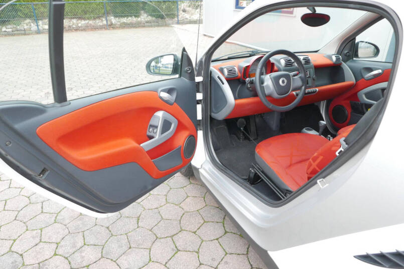 smart fortwo coupé 1.0 Passion | Met triangel | Trekstang | 15